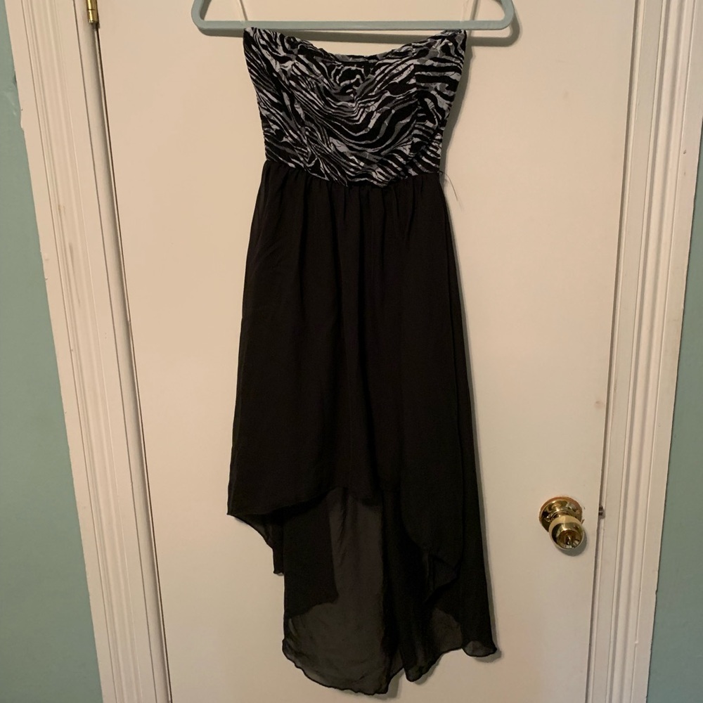 Zebra print strapless hi-lo dress.